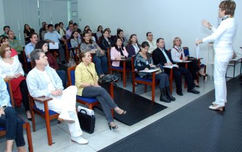 Unoeste recebe representantes da Vigilância Epidemiológica